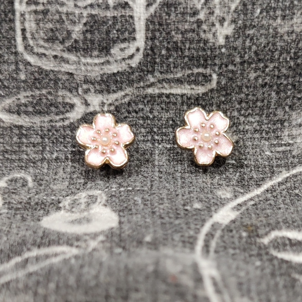 Faux Pearl Sakura Flower Stud Earrings